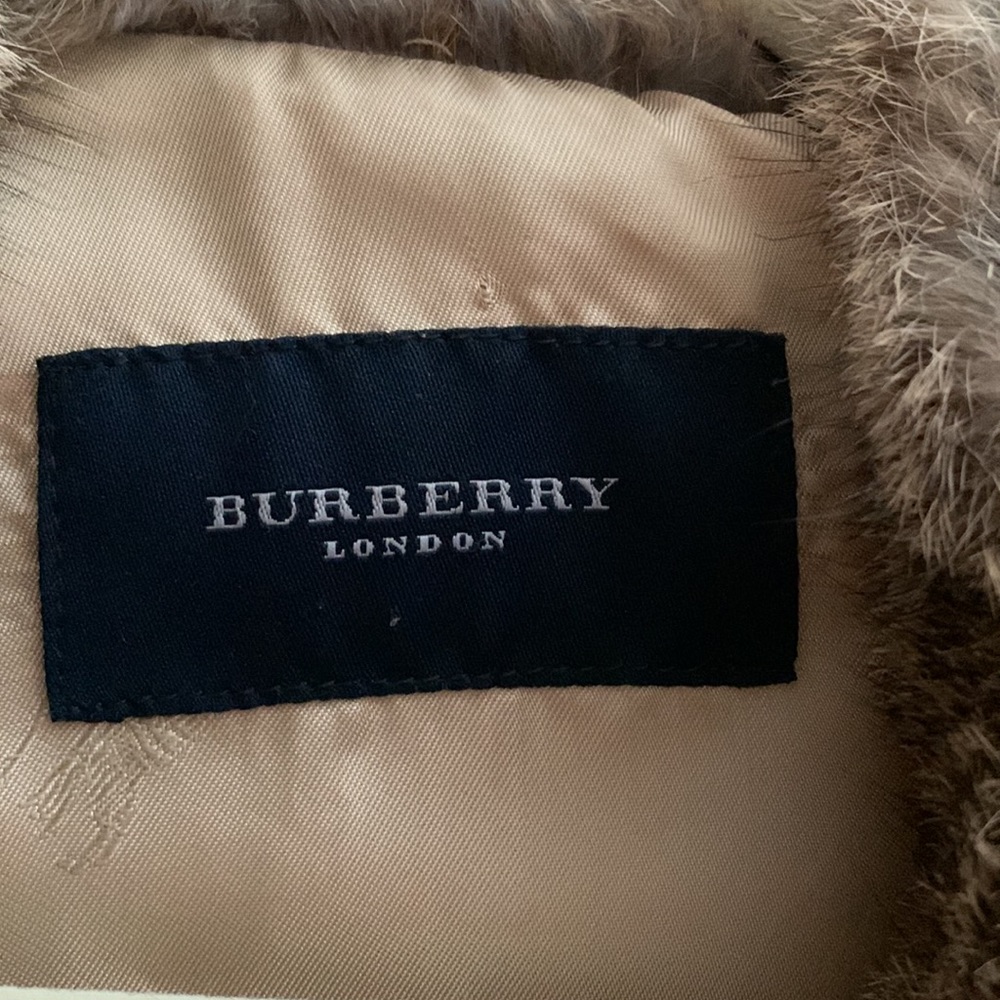 Burberry 🤎 London Cropped Crop Brown Fur Satin Lined Coat Mob Wife Chic 4US 6UK - Picture 14 of 15